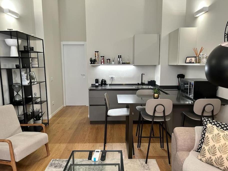 "Mel'S House" - Duomo District - Milano Centro - Universita מראה חיצוני תמונה